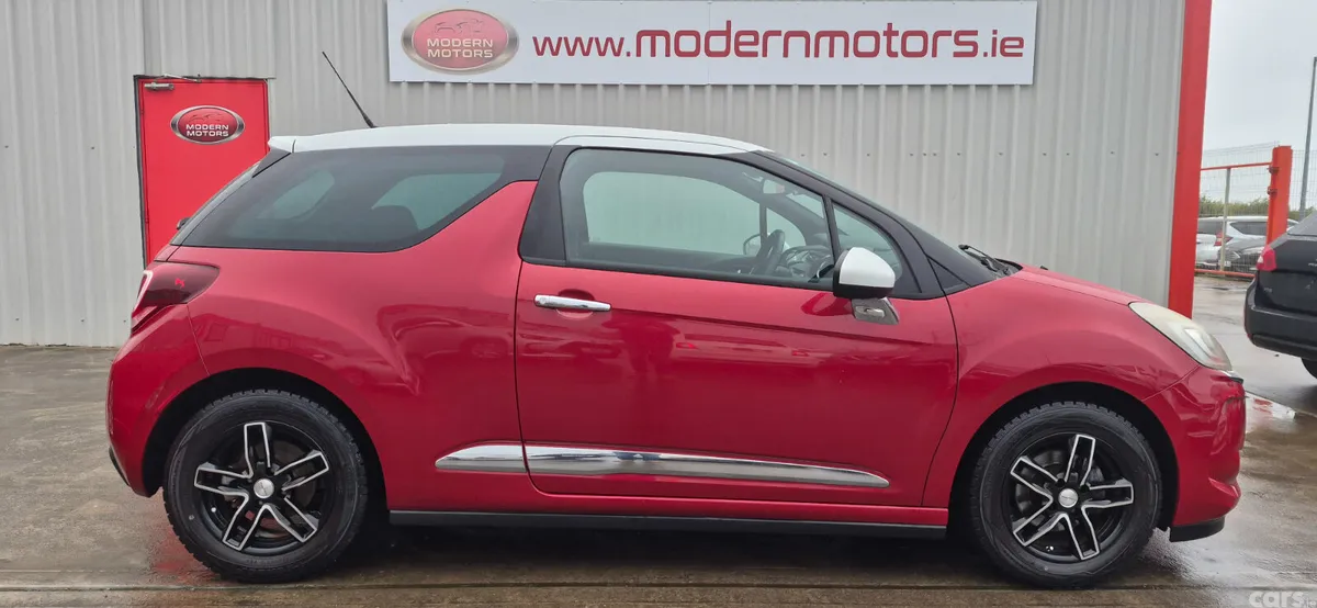 Citroen DS 3 Hatchback, Petrol, 2016, Red