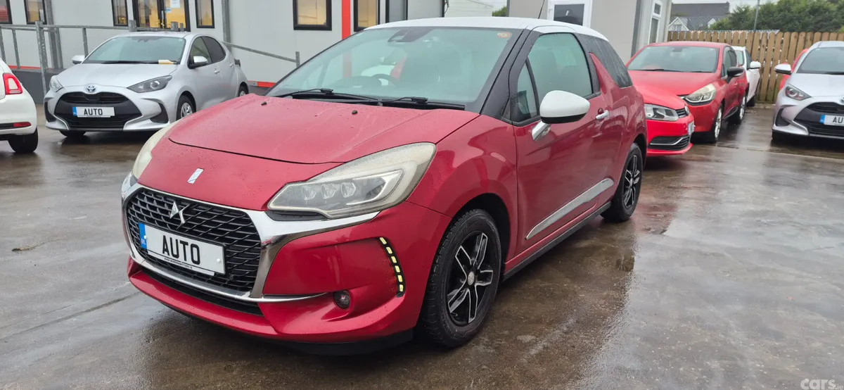 Citroen DS 3 Hatchback, Petrol, 2016, Red