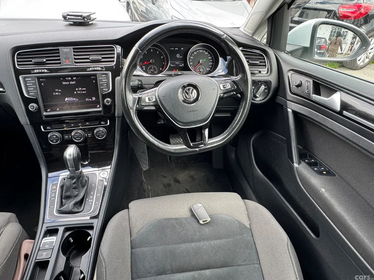 Volkswagen Golf Hatchback, Petrol, 2015, White