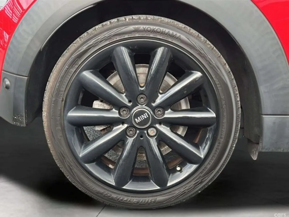 Mini Cooper Hatchback, Diesel, 2020, Red