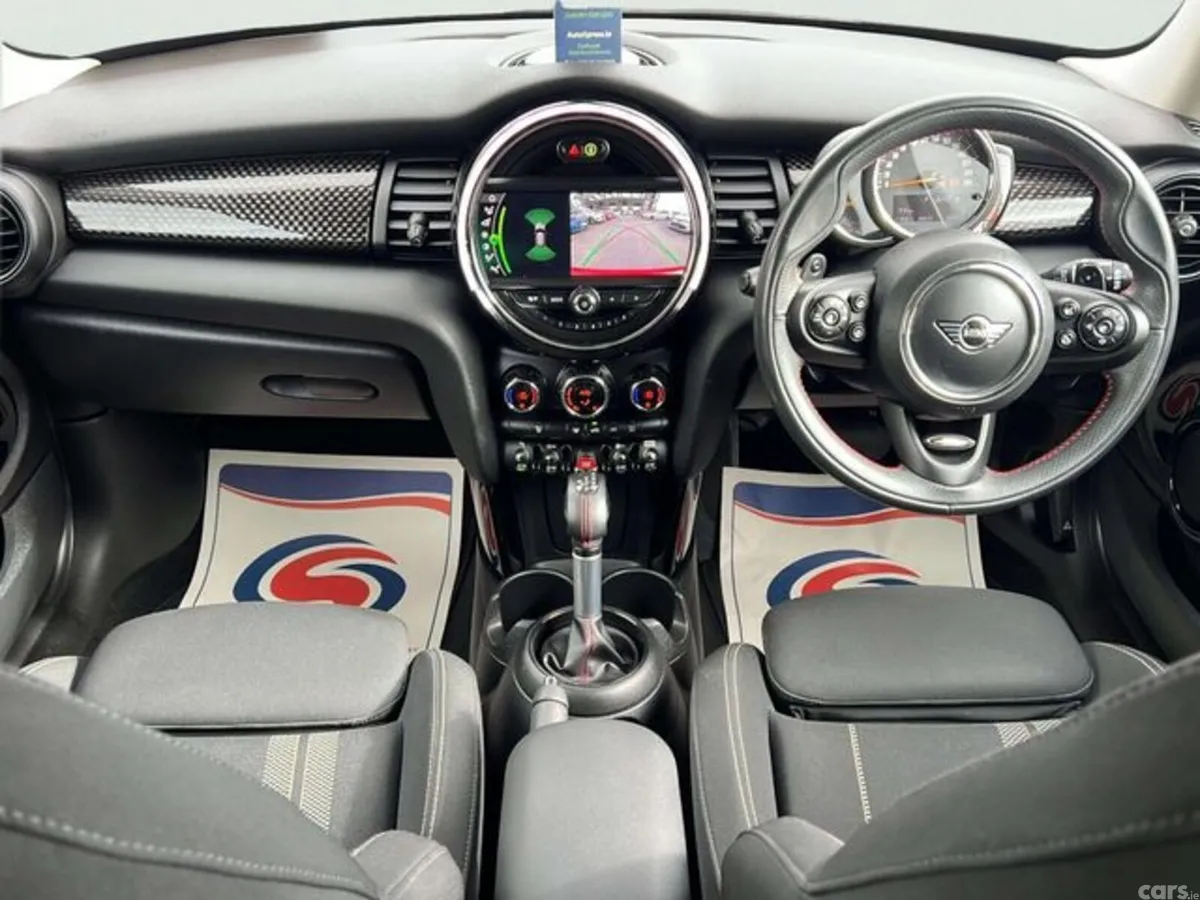 Mini Cooper Hatchback, Diesel, 2020, Red