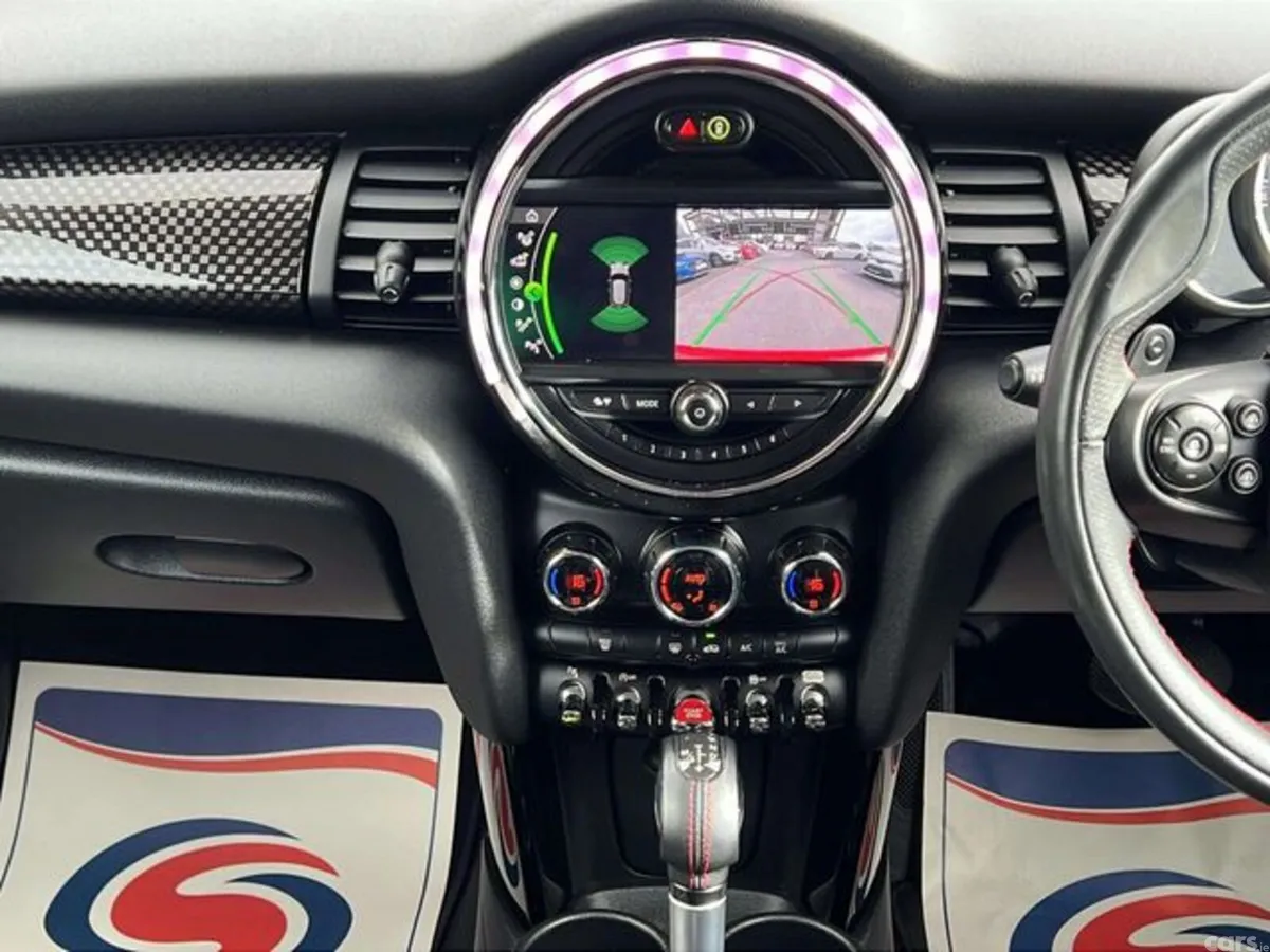 Mini Cooper Hatchback, Diesel, 2020, Red