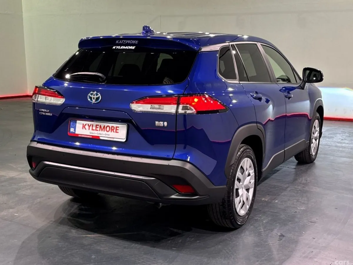 Toyota Corolla Cross SUV, Petrol Hybrid, 2023, Blue