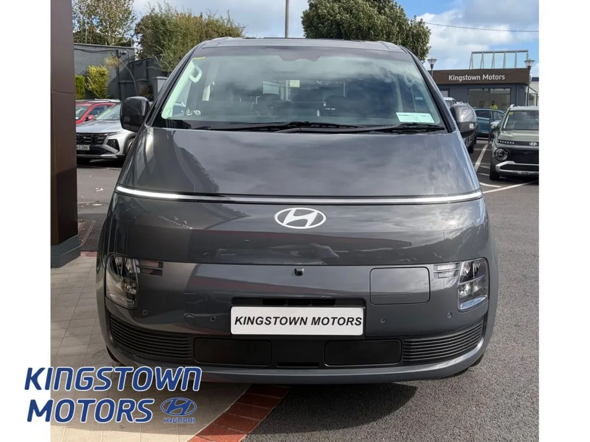 Hyundai Staria Minibus, Electric, 2027, Grey