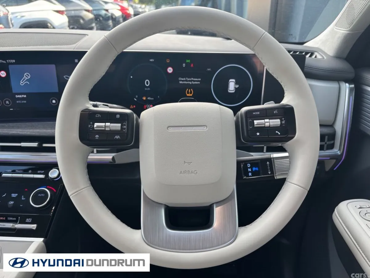 Hyundai Santa Fe Estate, Petrol Hybrid, 2025, Grey