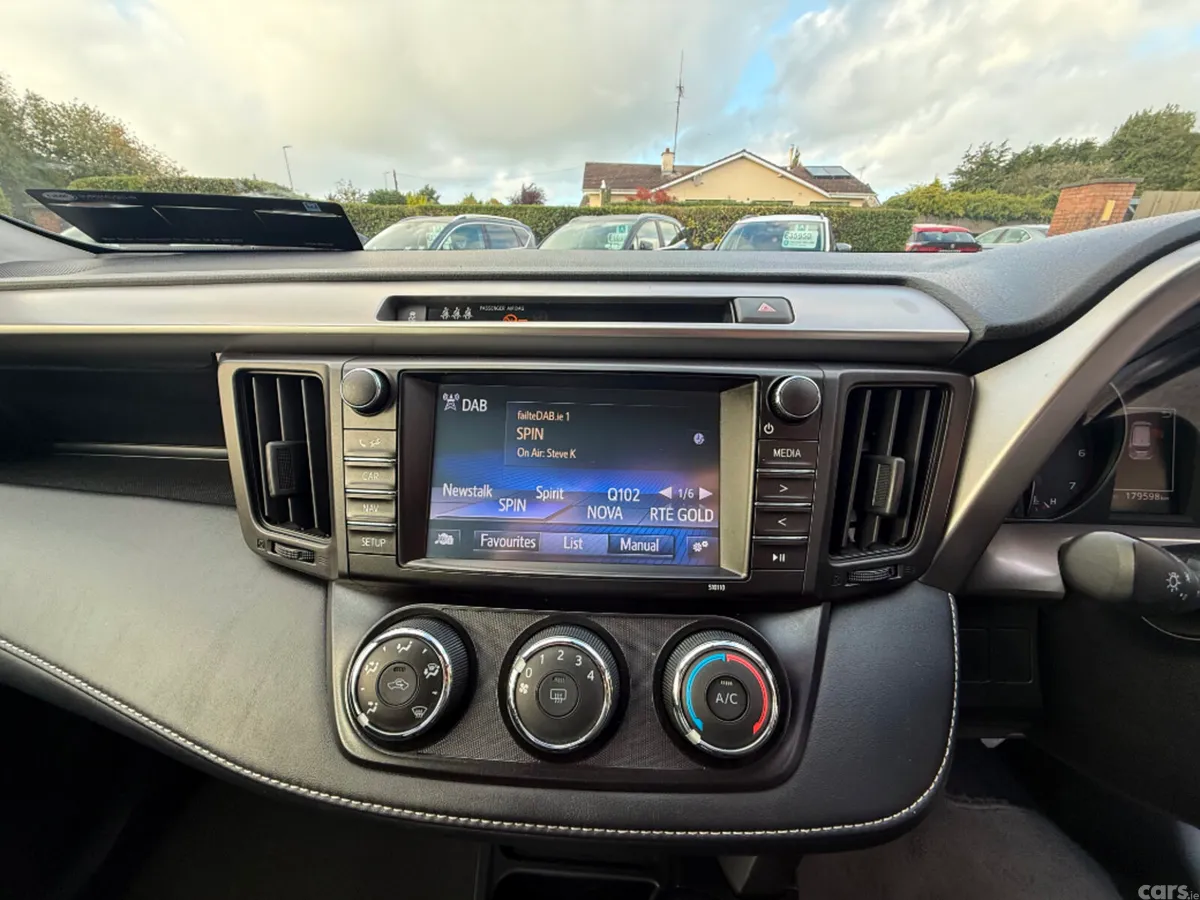 Toyota RAV4 MPV, Diesel, 2018, Grey