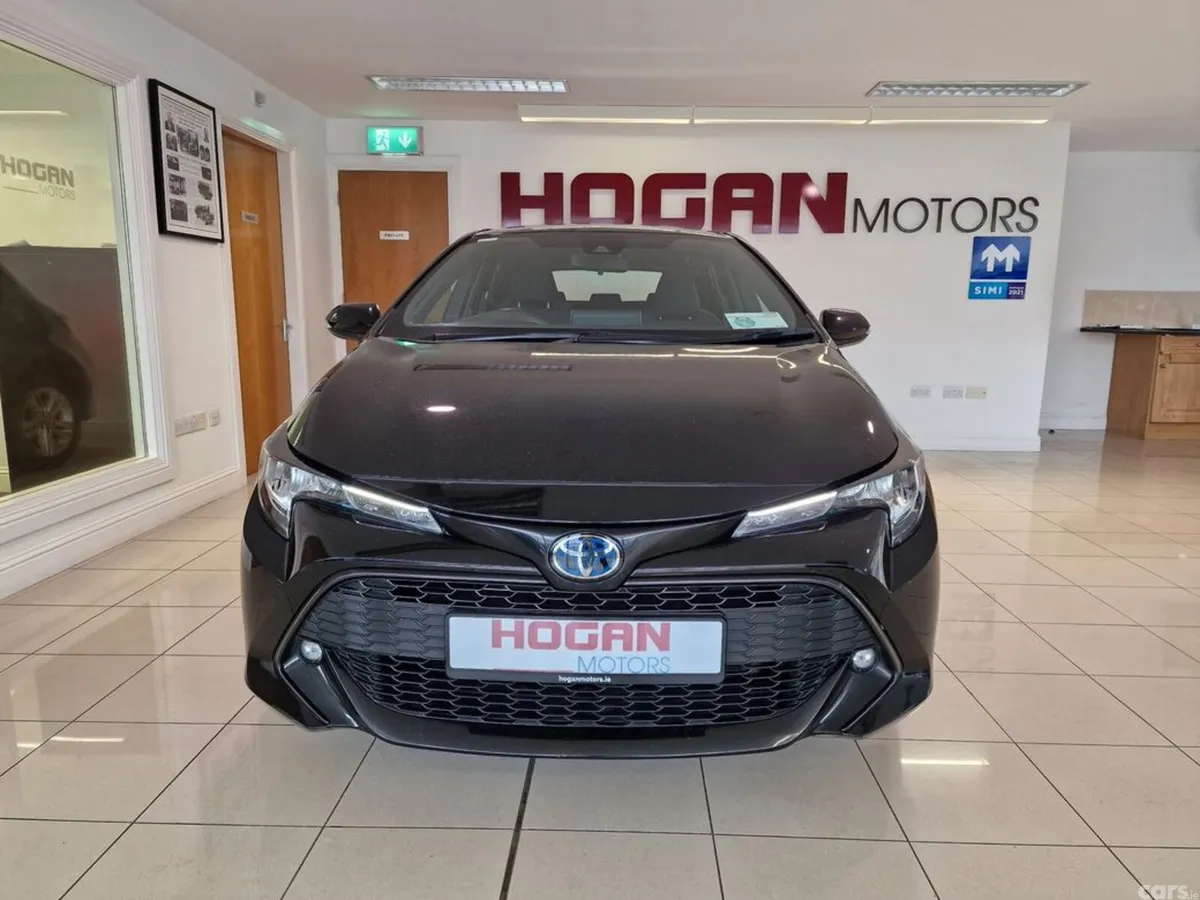 Toyota Corolla Hatchback, Petrol Hybrid, 2021, Black