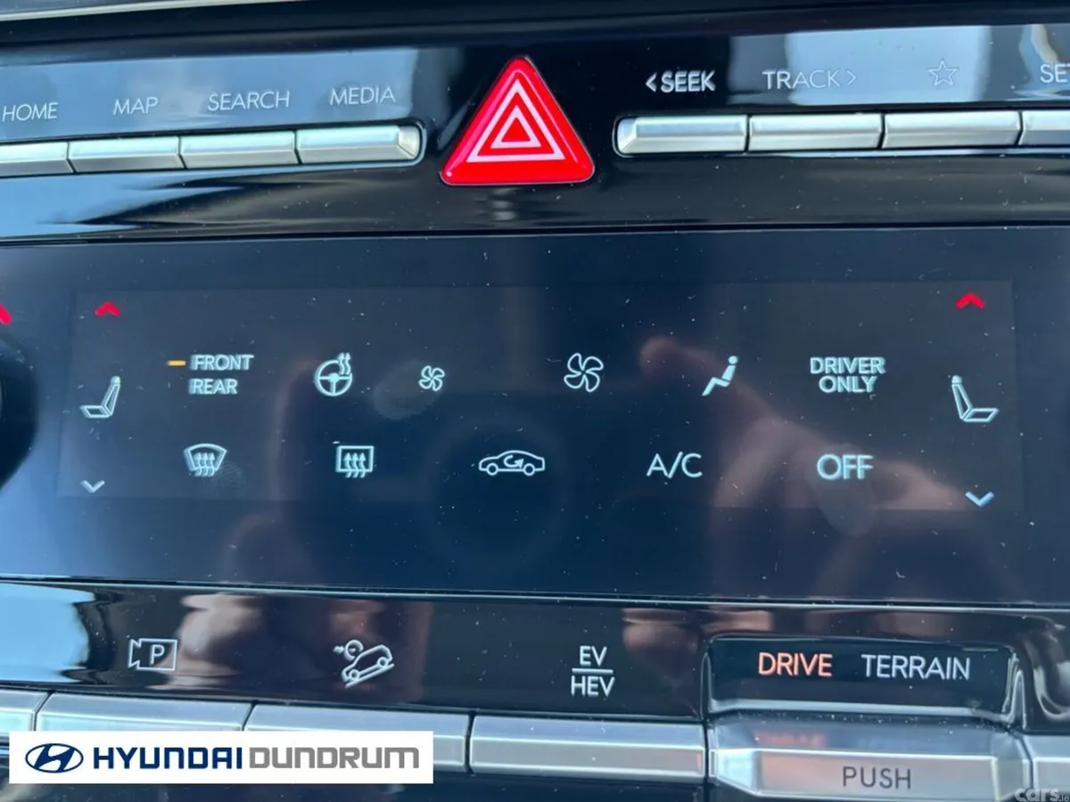 Hyundai Santa Fe Estate, Petrol Hybrid, 2025, Grey
