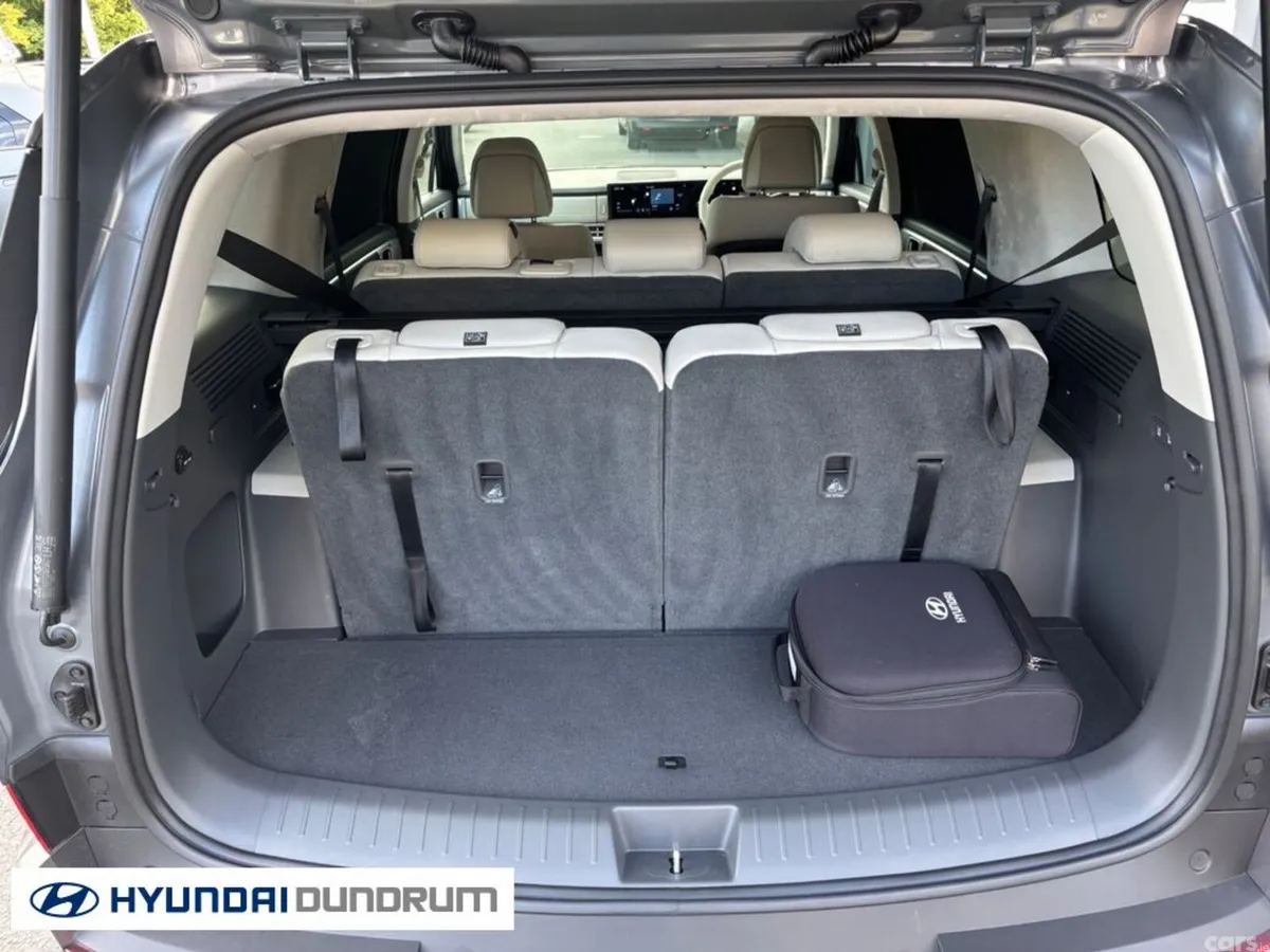 Hyundai Santa Fe Estate, Petrol Hybrid, 2025, Grey