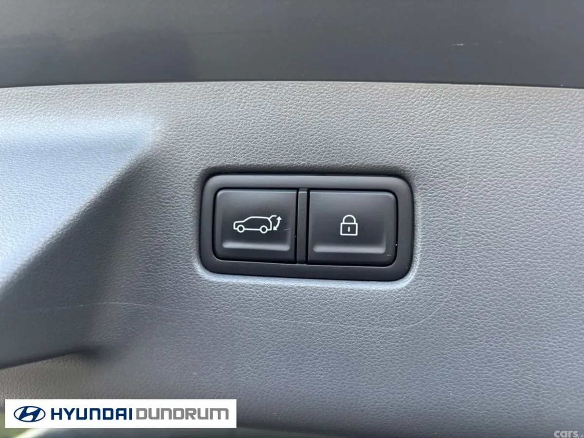 Hyundai Santa Fe Estate, Petrol Hybrid, 2025, Grey