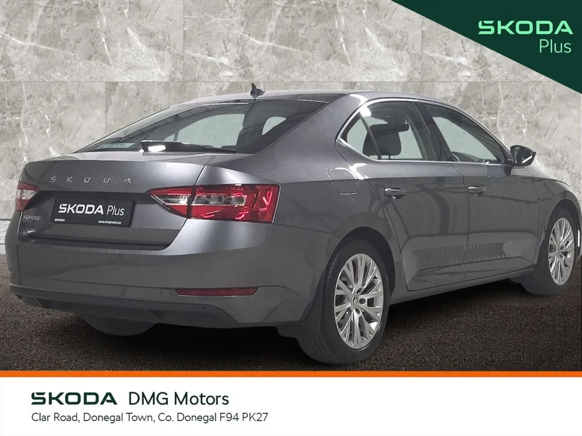 Skoda Superb Saloon, Diesel, 2023, Grey