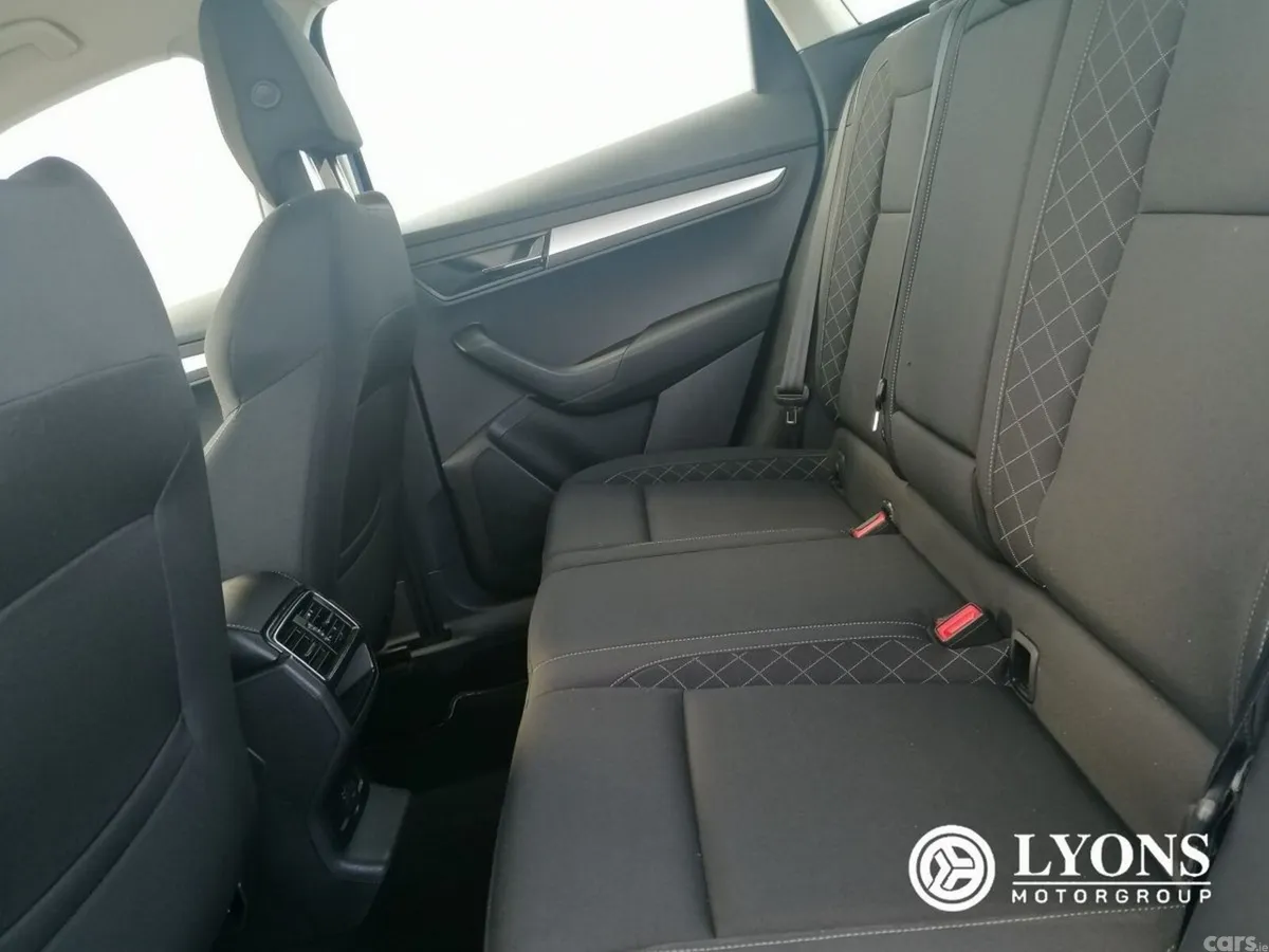 Skoda Karoq Estate, Diesel, 2021, Blue