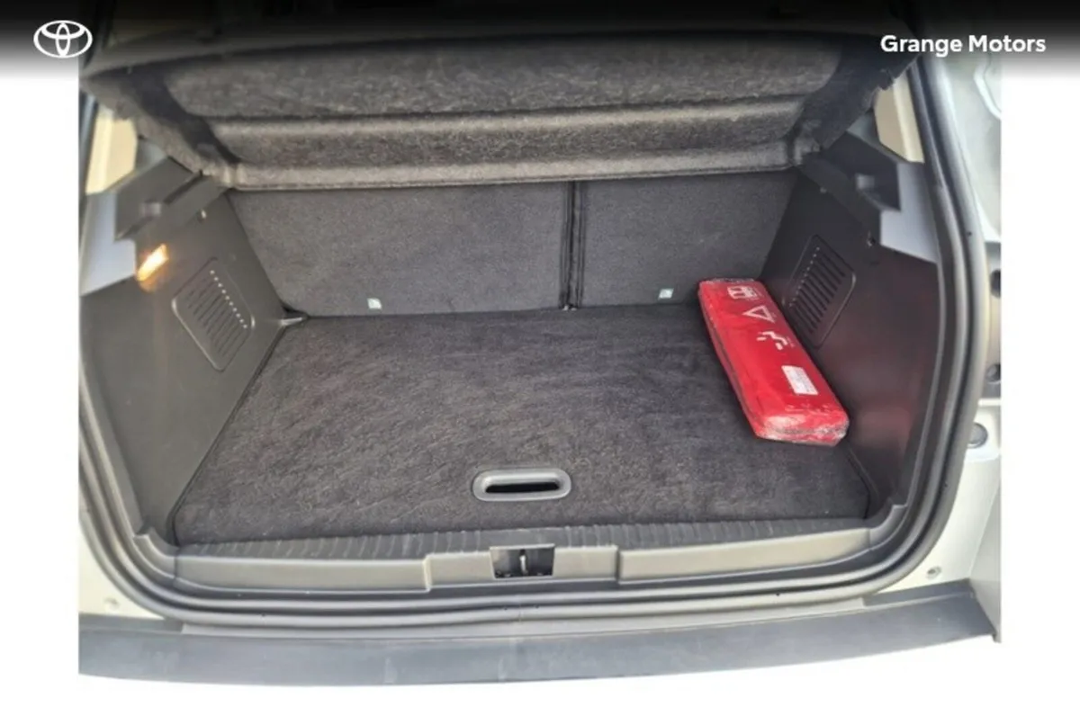 Renault Captur Hatchback, Diesel, 2016, Silver