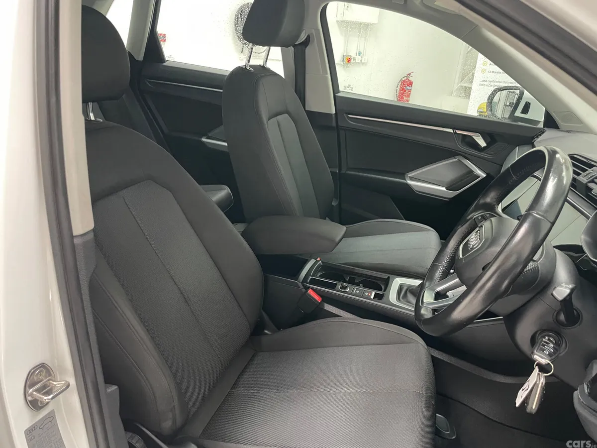 Audi Q3 Hatchback, Diesel, 2019, White