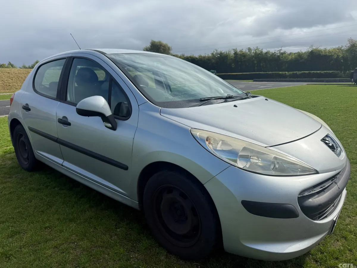 Peugeot 207 Hatchback, Diesel, 2009, Silver