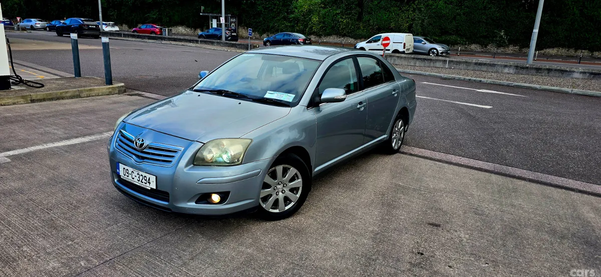 Toyota Avensis Saloon, Diesel, 2009, Grey
