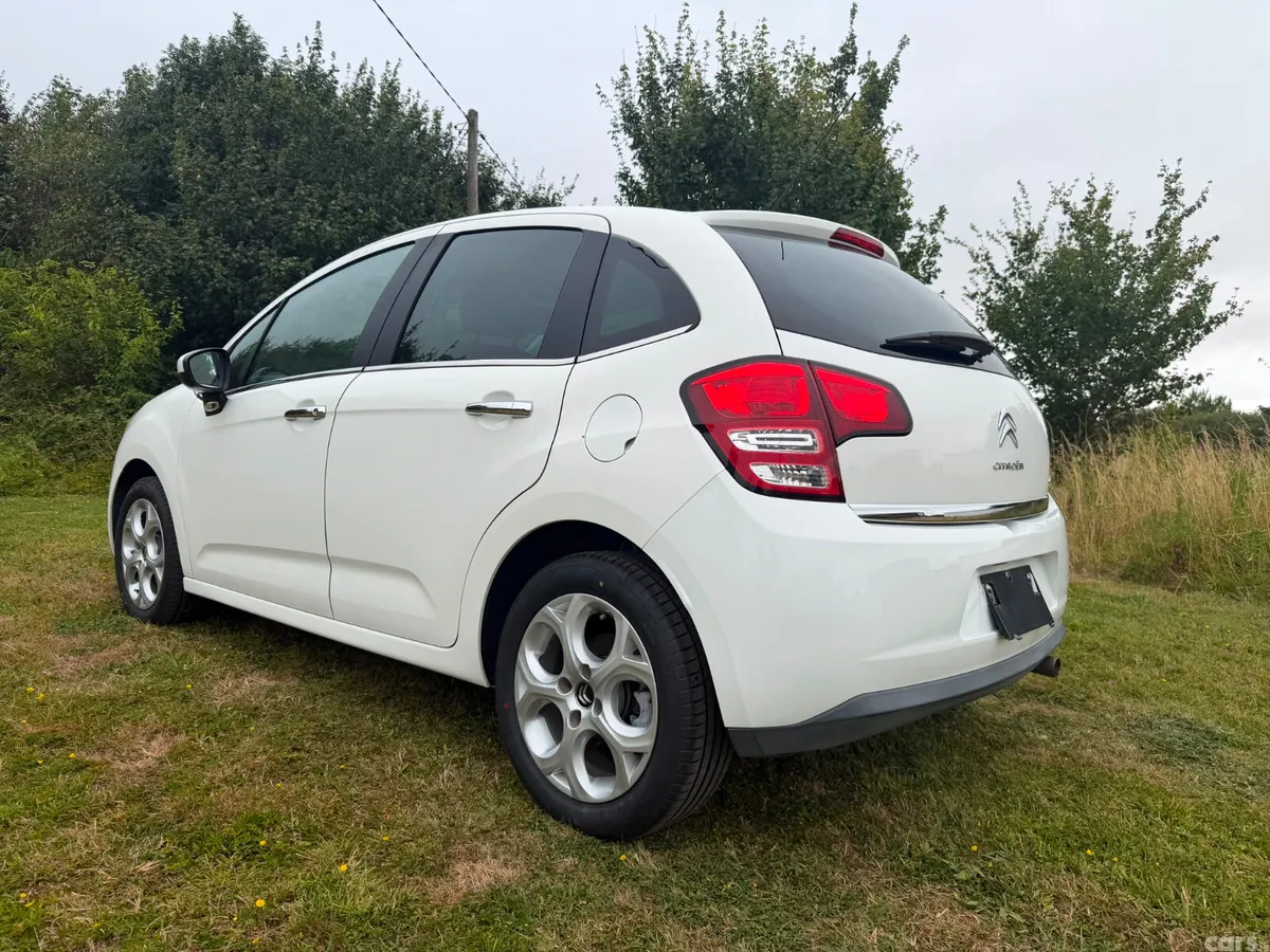 Citroen C3 Hatchback, Petrol, 2013, White
