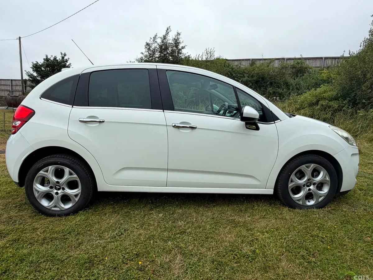 Citroen C3 Hatchback, Petrol, 2013, White