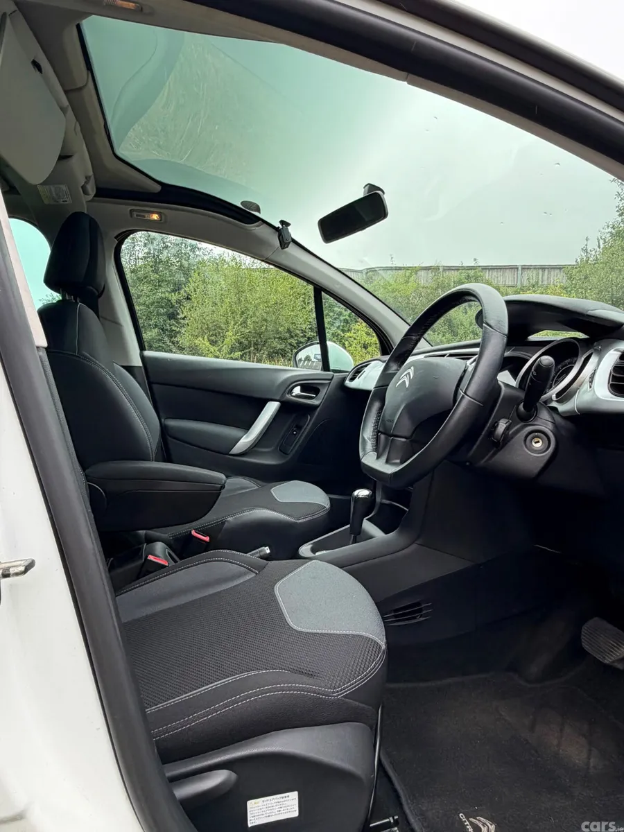 Citroen C3 Hatchback, Petrol, 2013, White