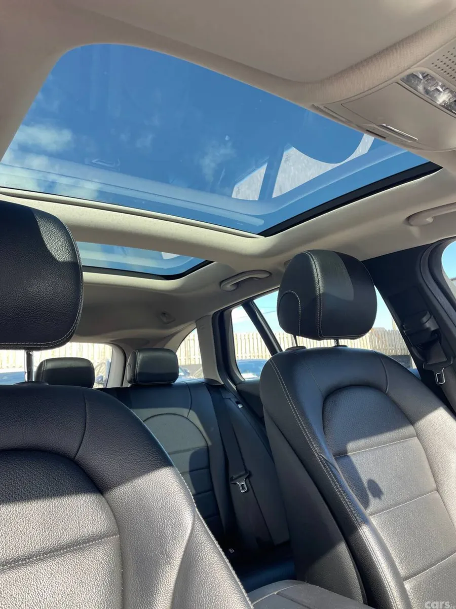 Mercedes-Benz C-Class Estate, Petrol Plug-in Hybrid, 2016, Blue