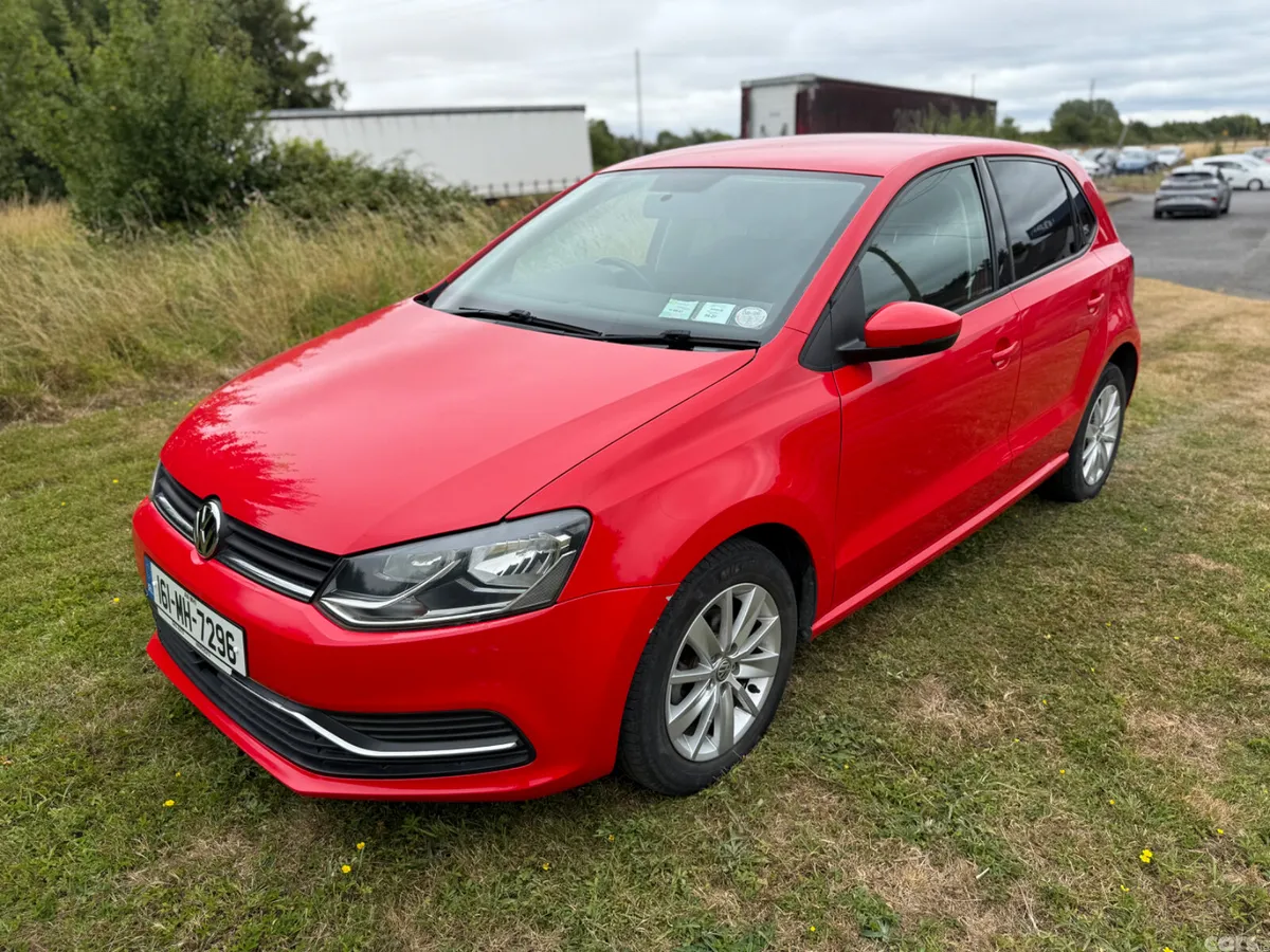 Volkswagen Polo Hatchback, Petrol, 2016, Red