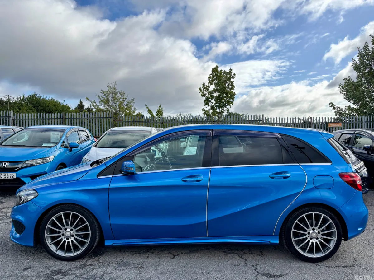 Mercedes-Benz B-Class MPV, Petrol, 2017, Blue