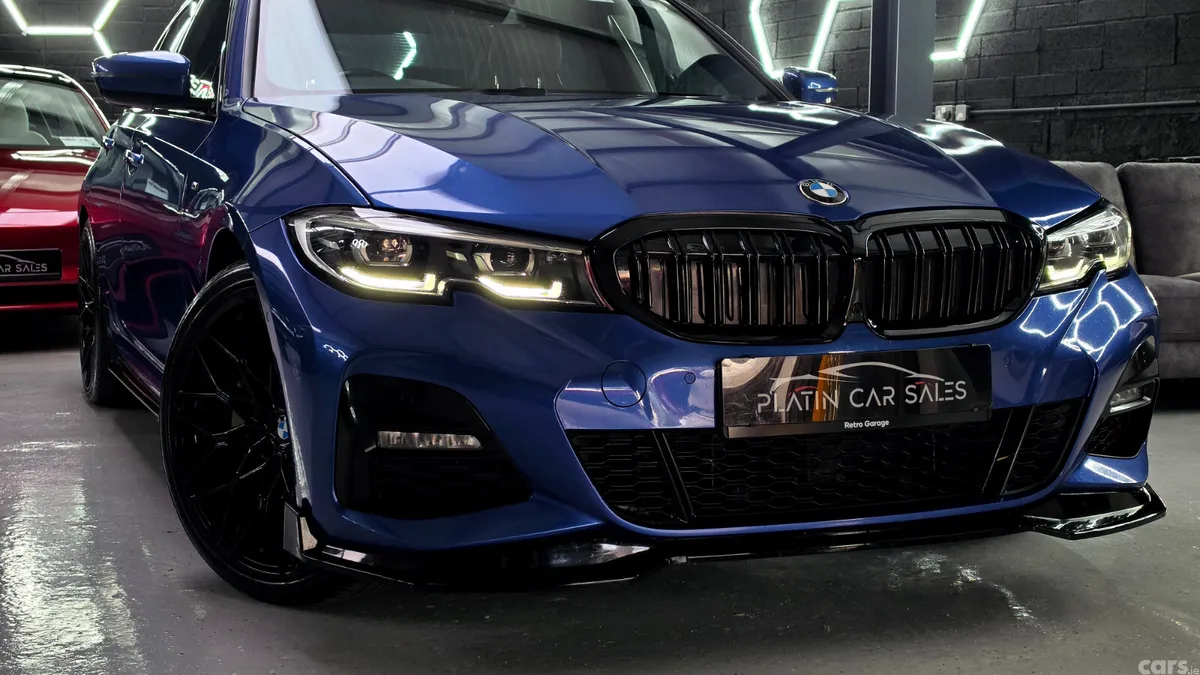 BMW 3-Series Saloon, Petrol Plug-in Hybrid, 2020, Blue