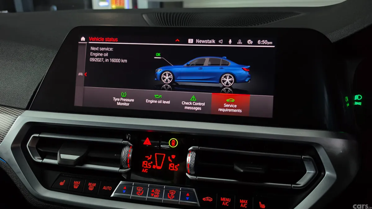BMW 3-Series Saloon, Petrol Plug-in Hybrid, 2020, Blue