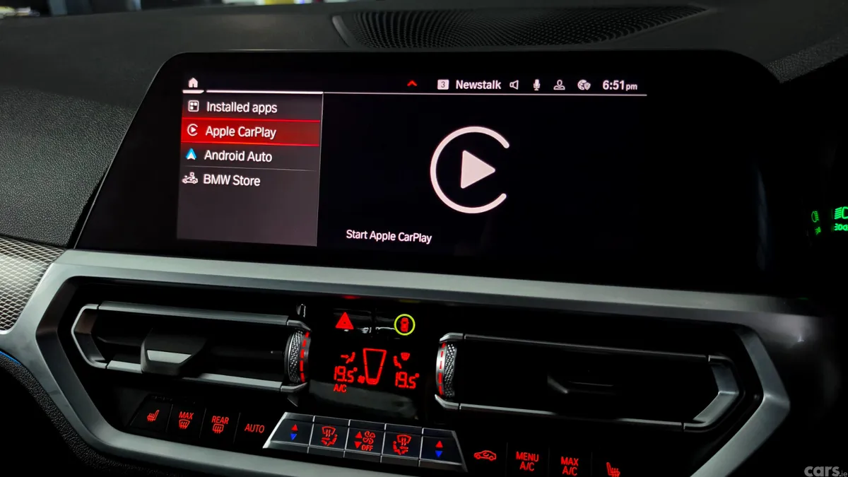 BMW 3-Series Saloon, Petrol Plug-in Hybrid, 2020, Blue