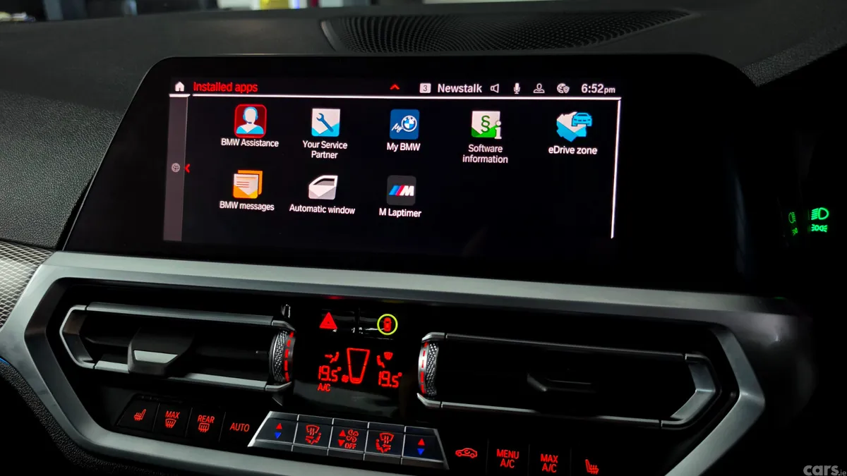 BMW 3-Series Saloon, Petrol Plug-in Hybrid, 2020, Blue