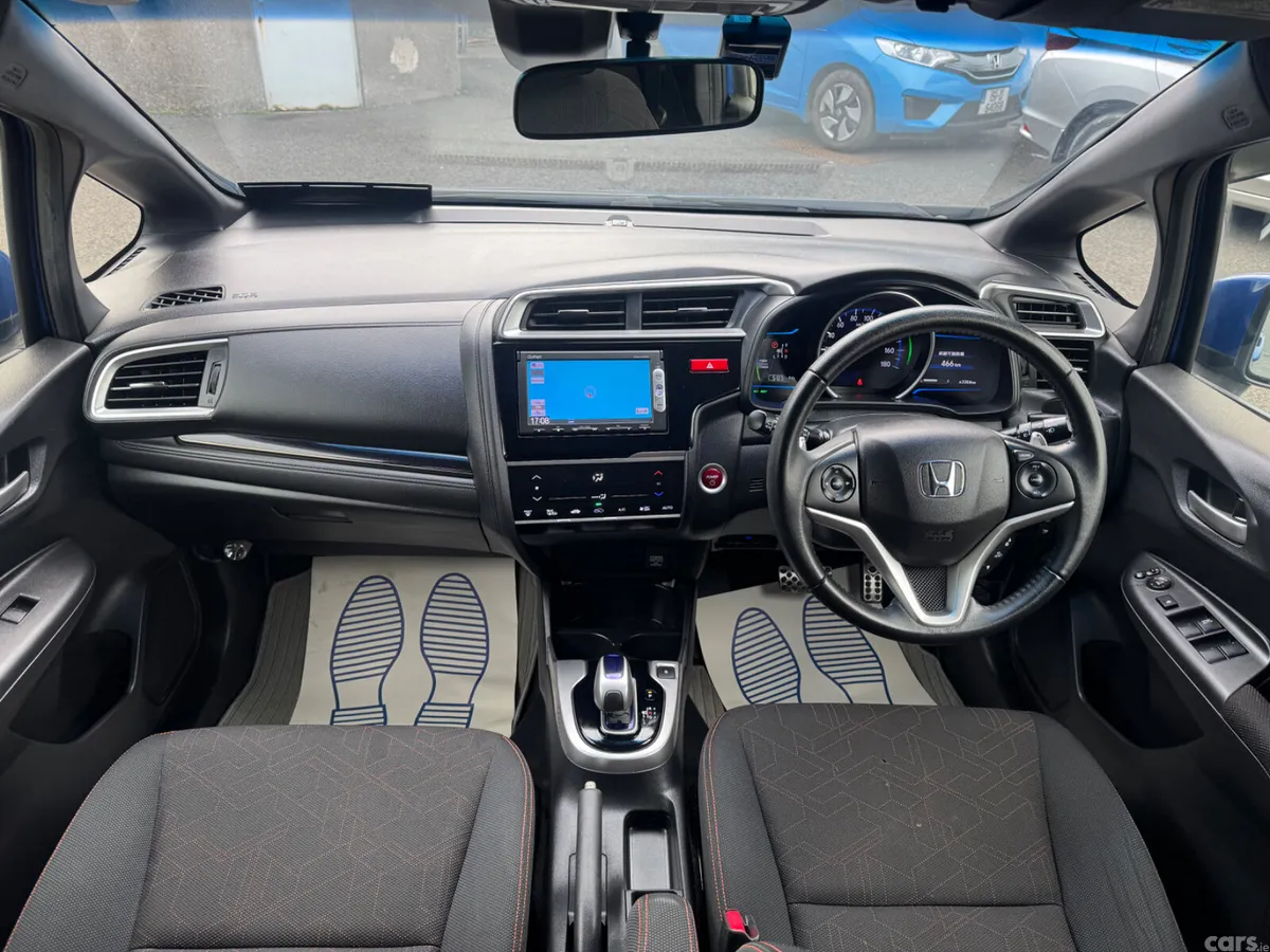Honda Fit Hatchback, Petrol Hybrid, 2015, Blue