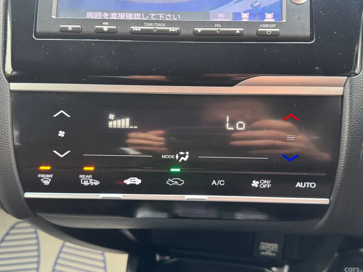 Honda Fit Hatchback, Petrol Hybrid, 2015, Blue
