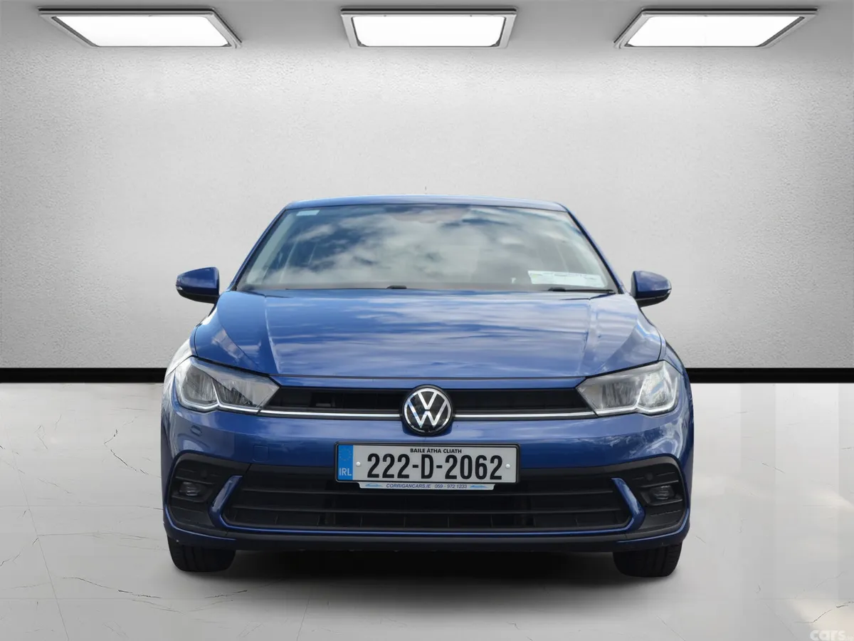 Volkswagen Polo Hatchback, Petrol, 2022, Blue