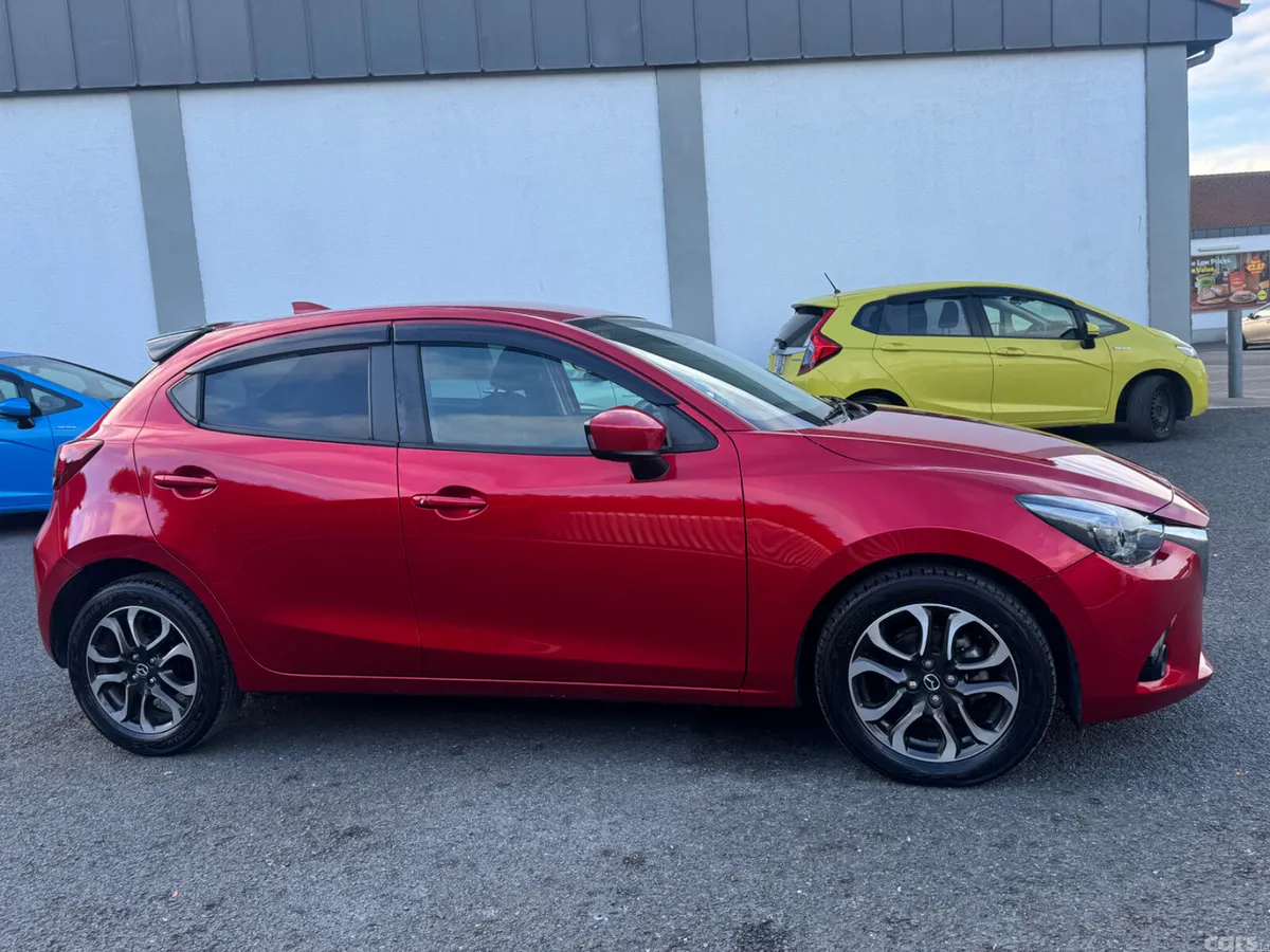 Mazda Demio Hatchback, Diesel, 2014, Red