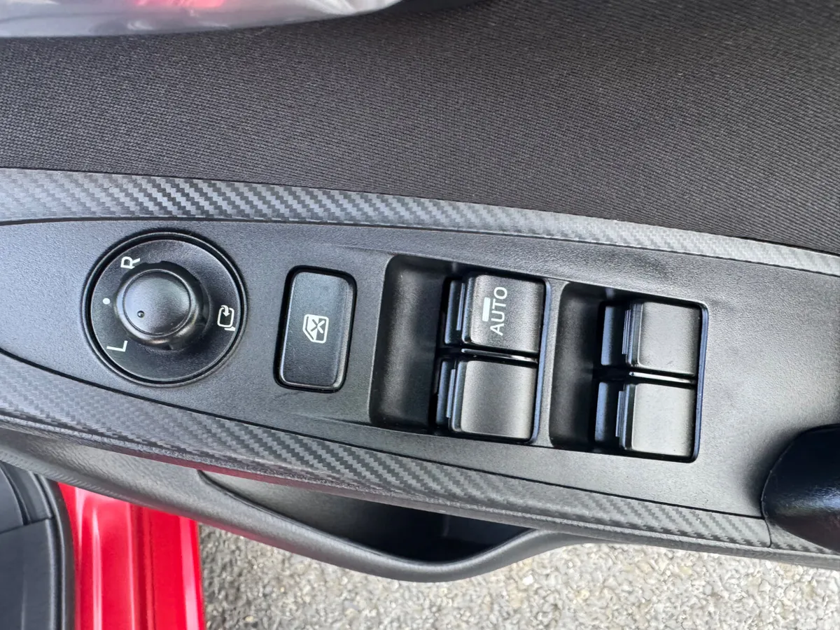 Mazda Demio Hatchback, Diesel, 2014, Red