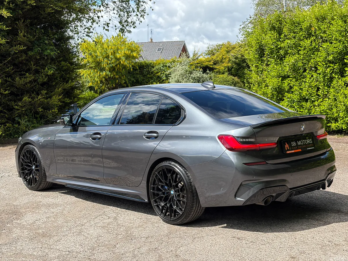 BMW 3-Series Saloon, Diesel, 2019, Grey