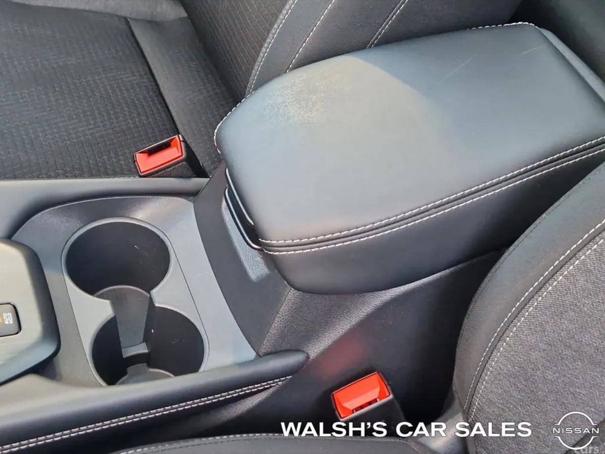 Nissan Qashqai SUV, Petrol, 2024, Silver