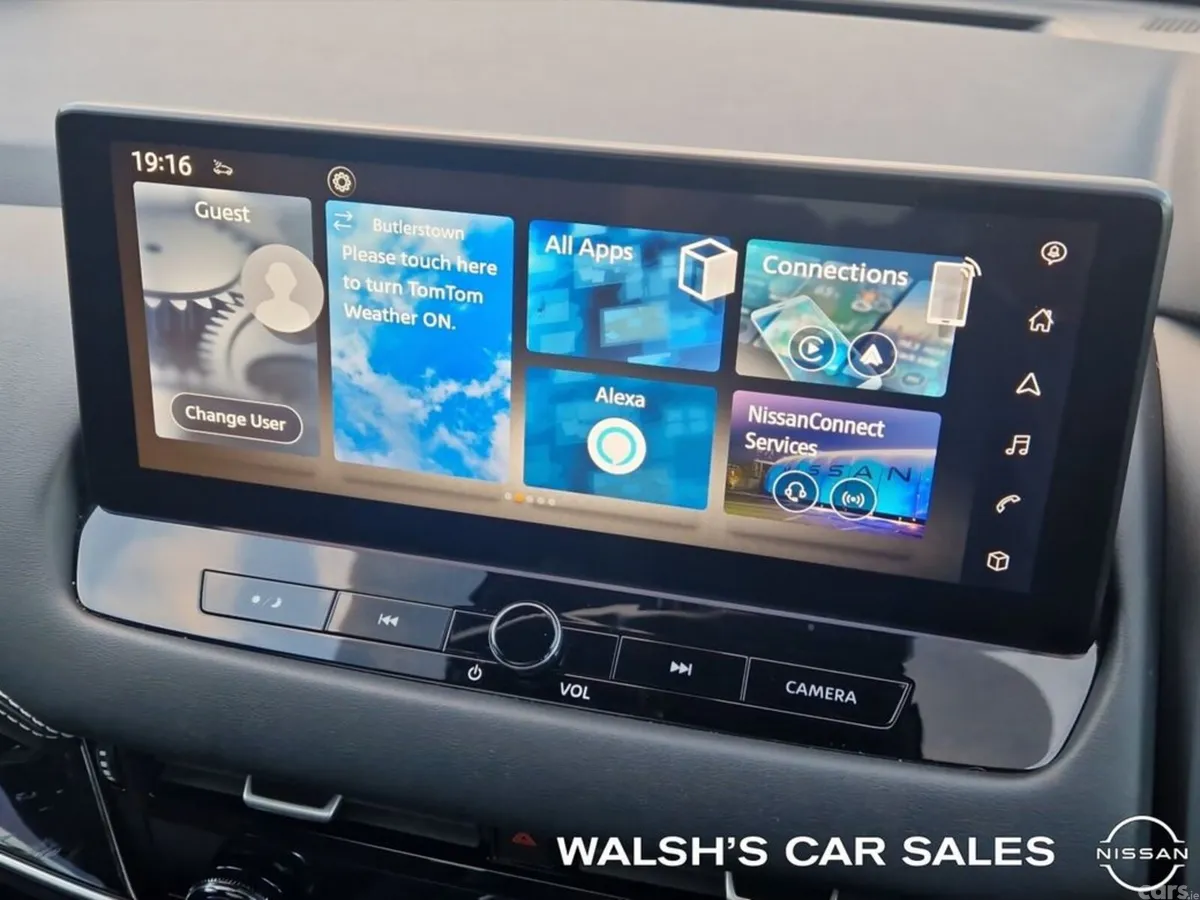 Nissan Qashqai SUV, Petrol, 2024, Silver