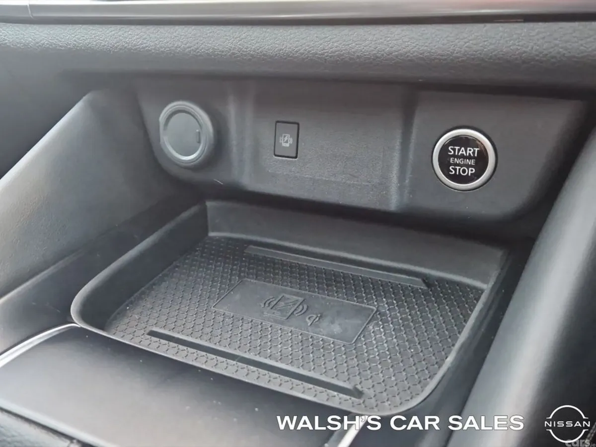 Nissan Qashqai SUV, Petrol, 2024, Silver