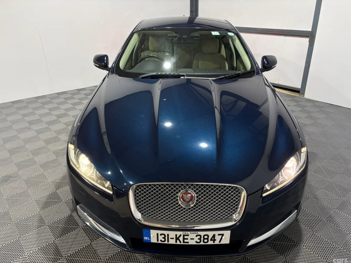 Jaguar XF Saloon, Diesel, 2013, Blue