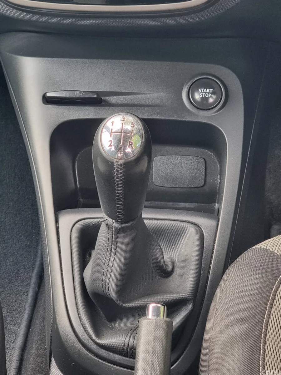 Renault Captur Hatchback, Diesel, 2014, Brown