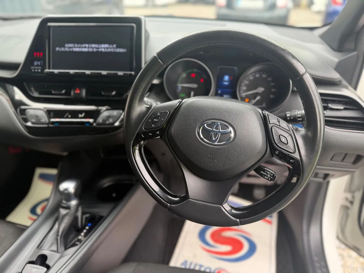 Toyota C-HR SUV, Petrol Hybrid, 2018, White