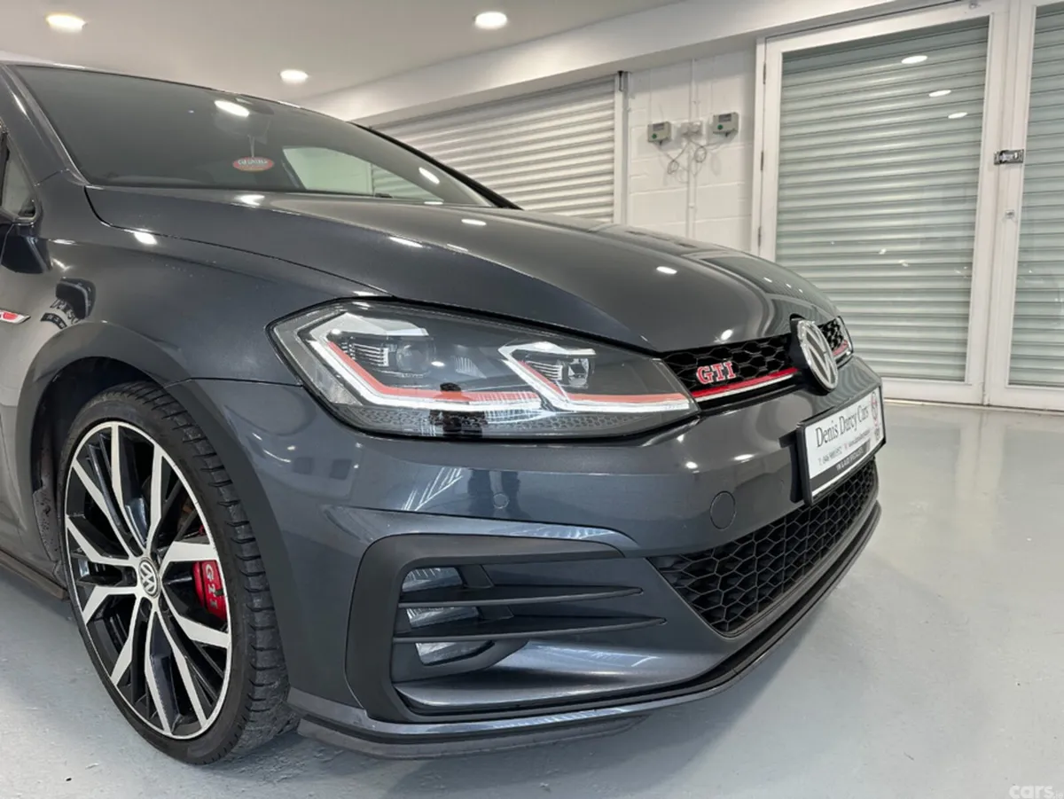 Volkswagen Golf Hatchback, Petrol, 2019, Blue
