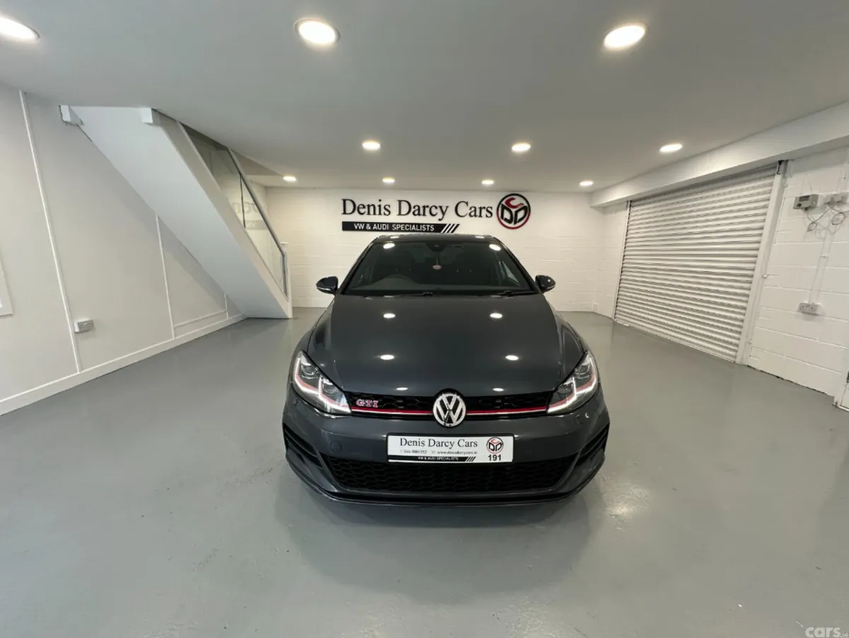 Volkswagen Golf Hatchback, Petrol, 2019, Blue