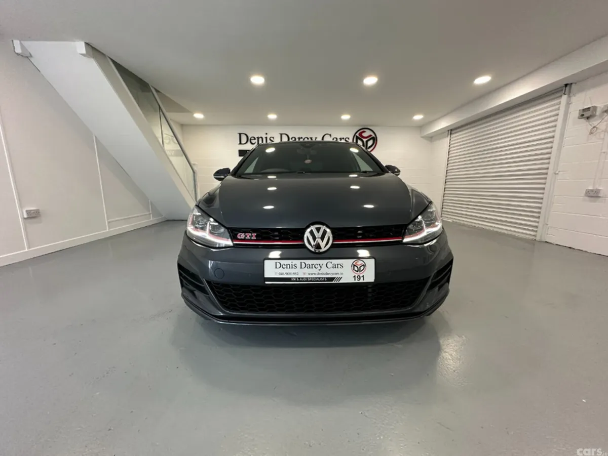 Volkswagen Golf Hatchback, Petrol, 2019, Blue