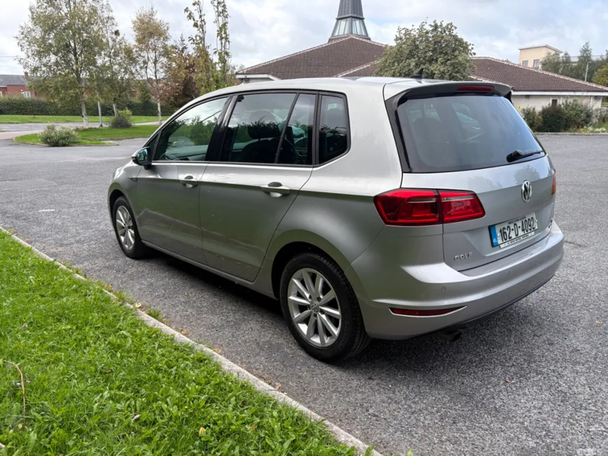 Volkswagen Golf Hatchback, Petrol, 2016, Silver