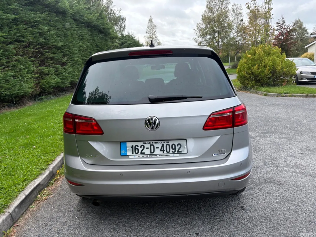 Volkswagen Golf Hatchback, Petrol, 2016, Silver