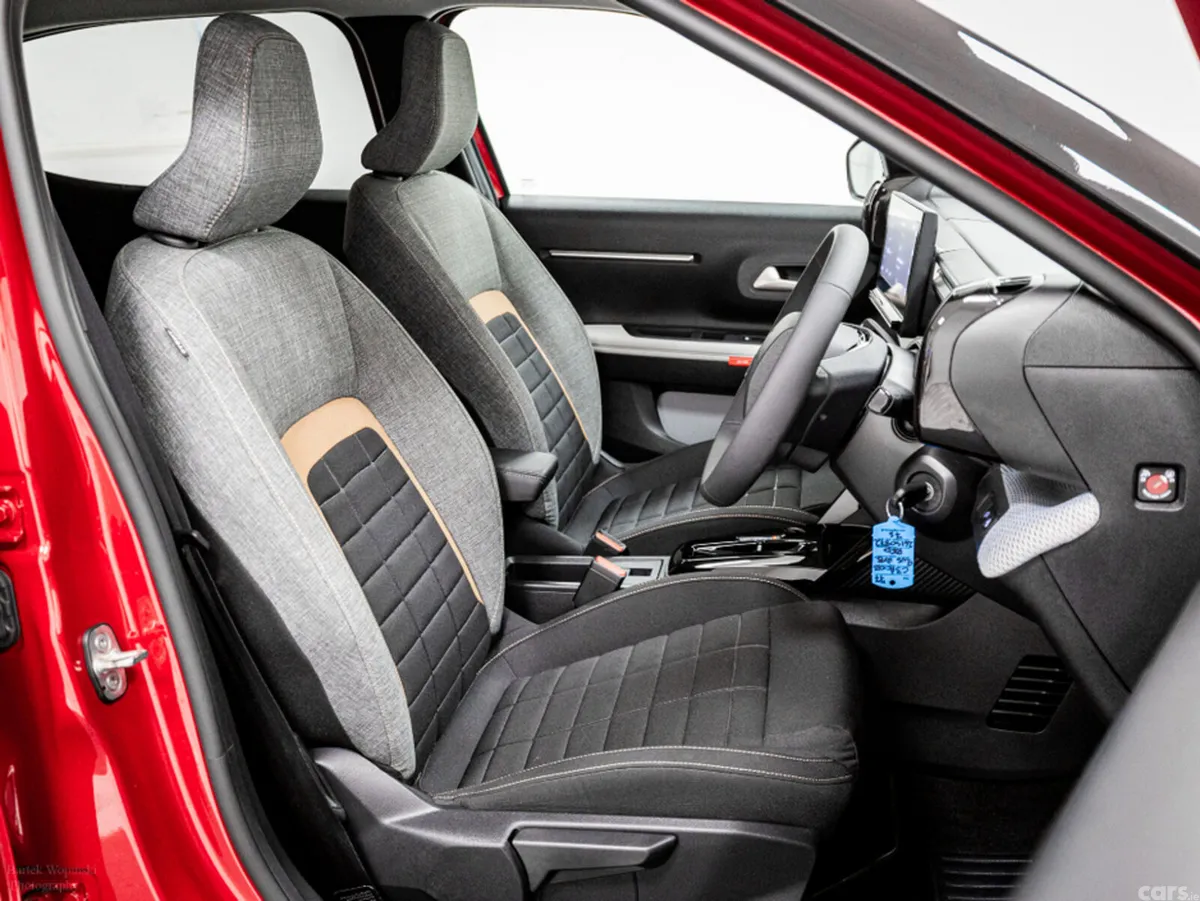 Citroen C3 Aircross SUV, Petrol Hybrid, 2026, Red