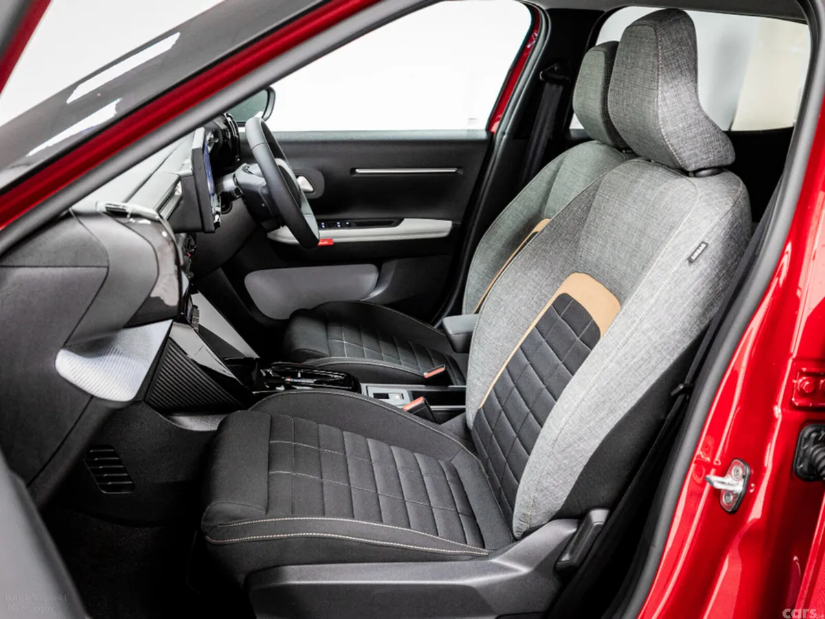 Citroen C3 Aircross SUV, Petrol Hybrid, 2026, Red
