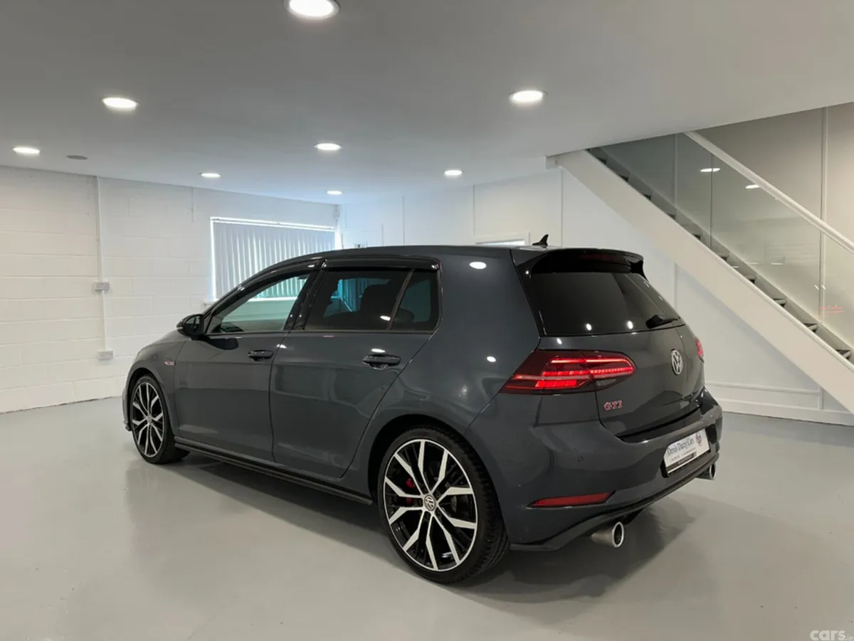 Volkswagen Golf Hatchback, Petrol, 2019, Blue